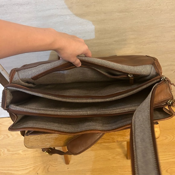 Hidesign Leather Men's Brown Briefcase Laptop Crossbody Travel Business Satchel - Picture 5 of 16